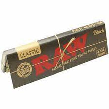 Load image into Gallery viewer, Raw Black Papers 1 1/4 Rolling Papers
